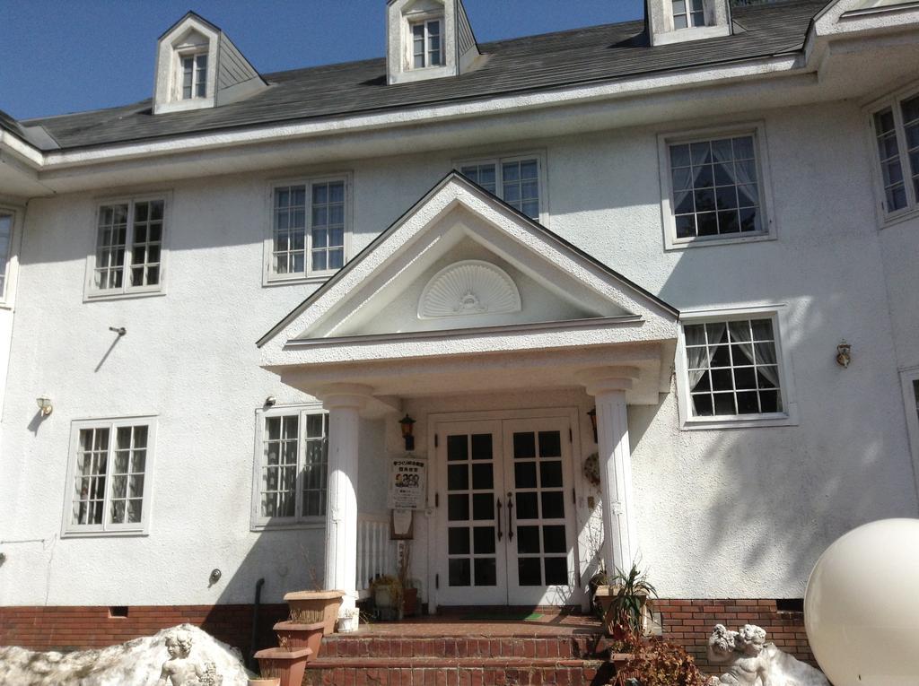 Petit Hotel And Restaurant Air Mail Hakuba Exterior photo